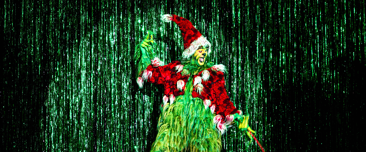 James Schultz as THE GRINCH in the Touring Company of Dr. Seuss’ HOW THE GRINCH STOLE CHRISTMAS!